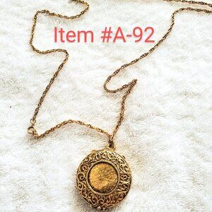 A Vintage Gold Perfume Pendant with gold chain, wt. 67 grams, item#A-92